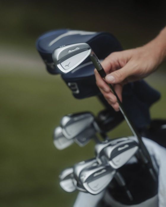 Mizuno Pro S-4